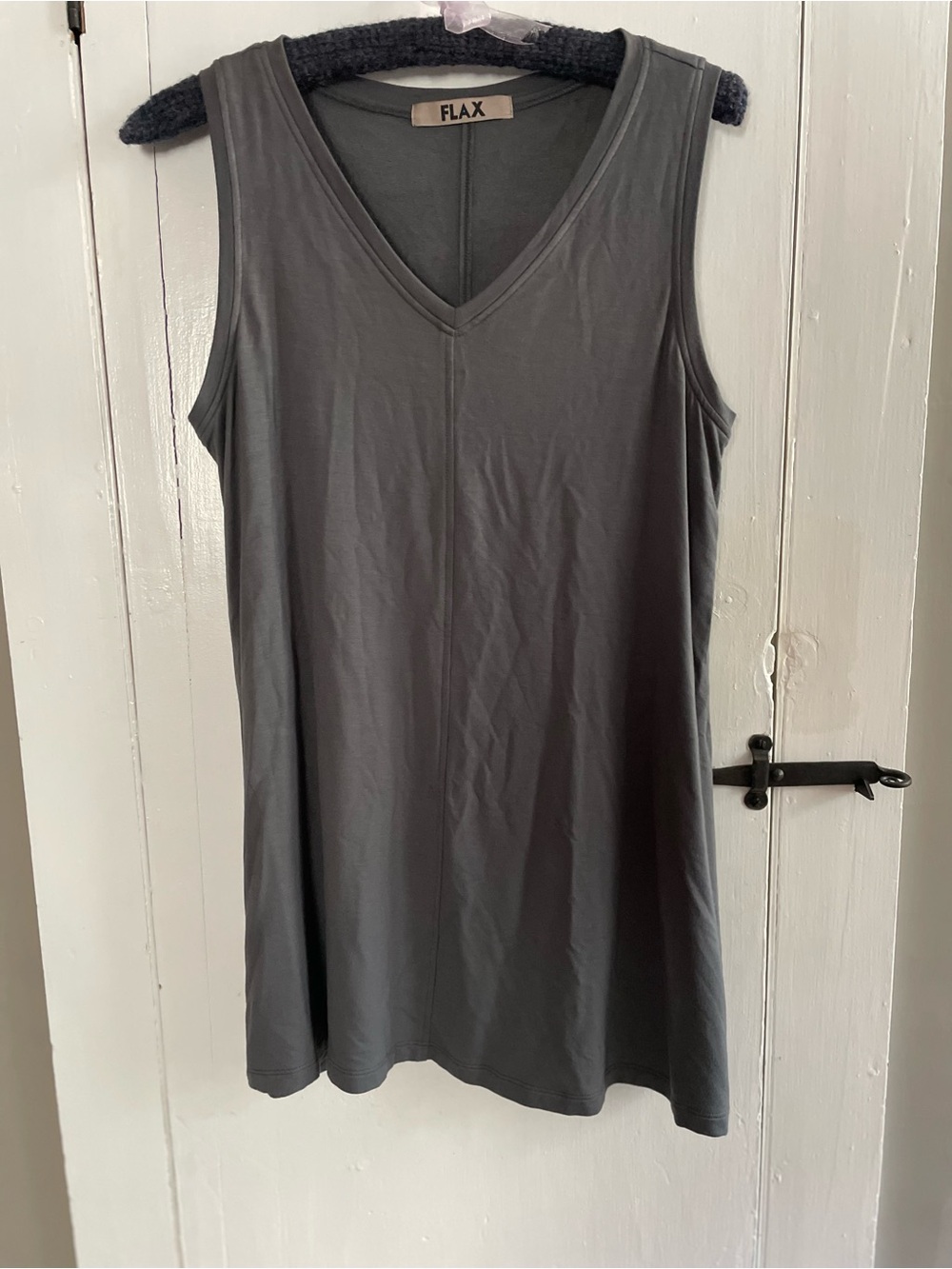 FLAX Women's Charcoal V-Neck Sleeveless Rayon Blend Tunic Top Size Medium